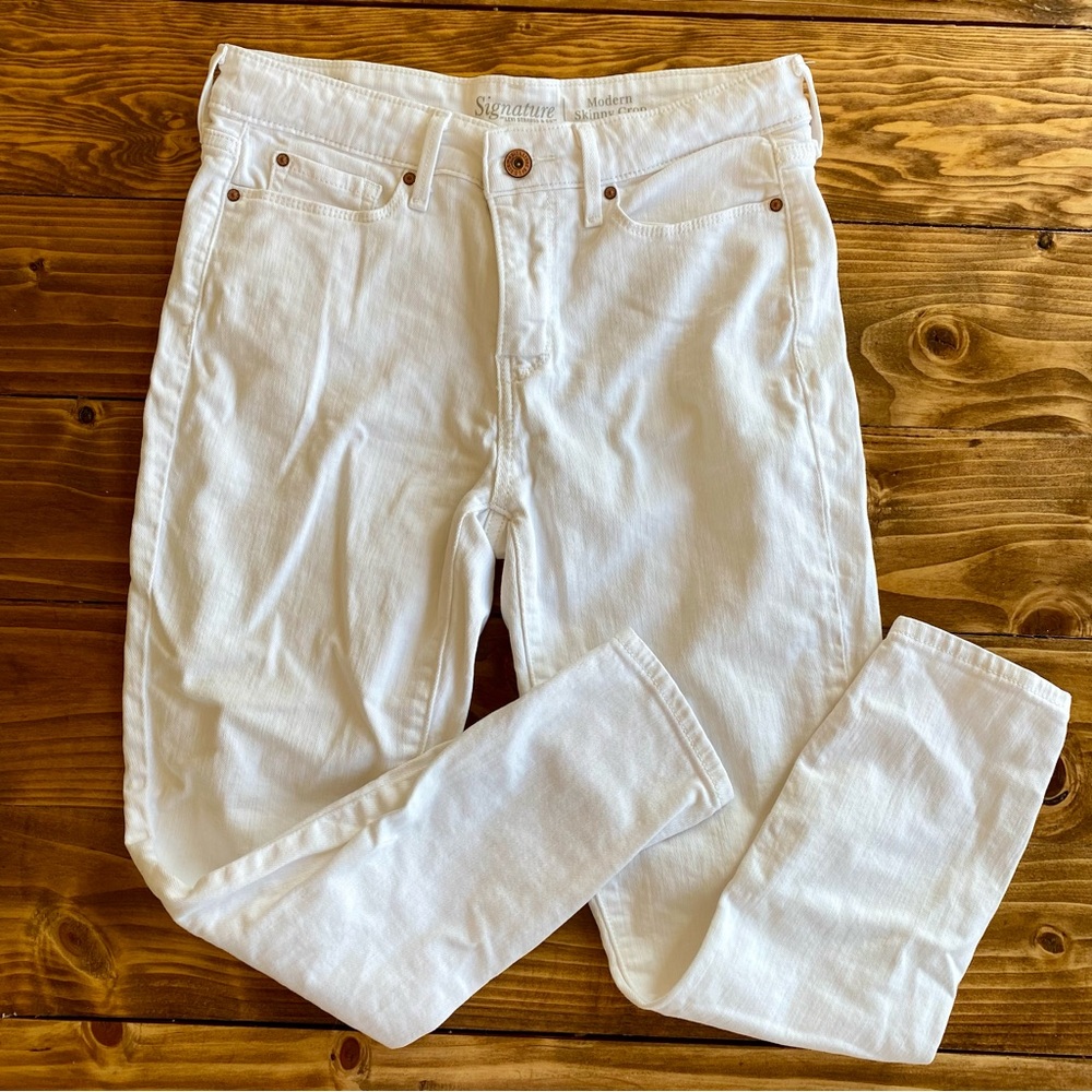 Levi Strauss & Co Modern Skinny Crop Pant | White | Size: 6